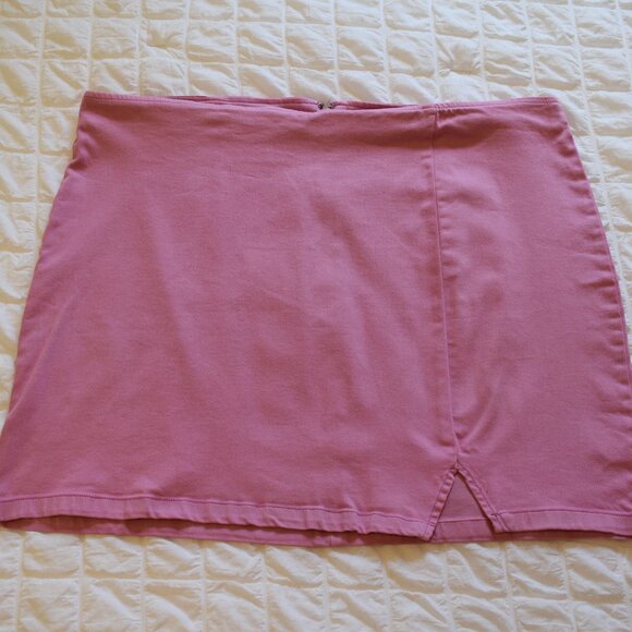 CLOSING SALE! 
Wild Fable | Plus Size Pink Mini Skirt - Picture 3 of 4